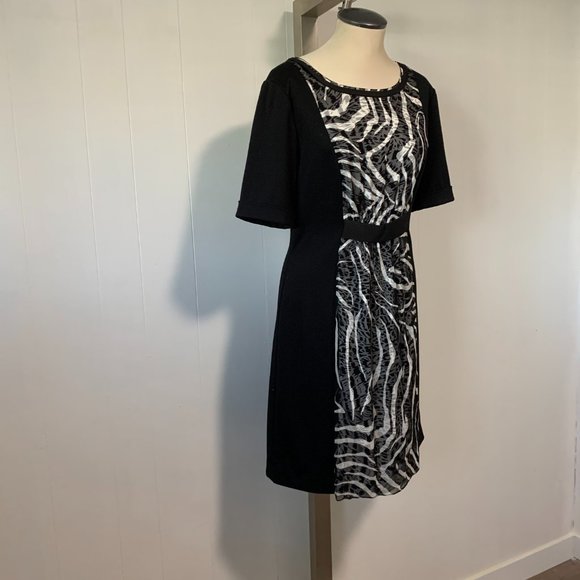 Tahari Animal Print Dress - Picture 2 of 8